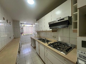 Departamento en venta en Moderno Depto, excelente ubicación R. Lyon (159504), Providencia - 3 dormitorios, 2 baños