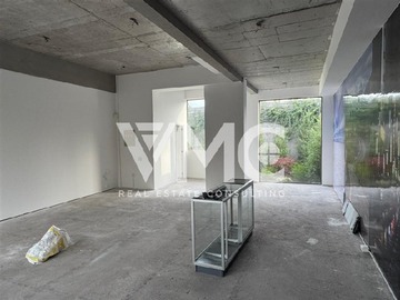 Local Comercial en arriendo mensual en Vitacura / Gerónimo de Alderete, Vitacura - 1 baño