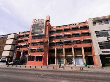 Oficina en arriendo mensual en Se arrienda oficina con 3 privados 2 baños. (179032), Antofagasta - 2 baños