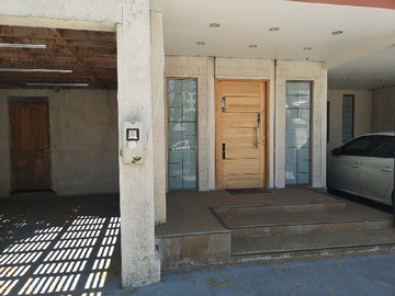 Casa en venta en Eduardo castillo velasco, Ñuñoa - 6 dormitorios, 6 baños