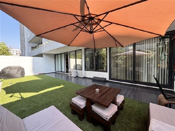 Departamento en venta en Av Suecia / Sucre, Ñuñoa - 3 dormitorios, 2 baños