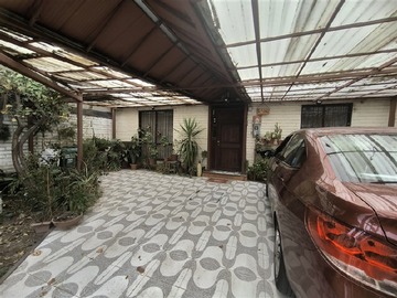 Casa en venta en Amplio terreno, Quinta Normal - 3 dormitorios, 2 baños