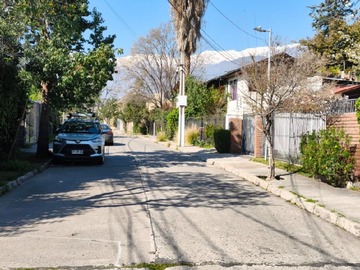 Casa en venta en Monseñor edwards / francisco bilbao, La Reina - 3 dormitorios, 2 baños