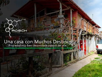 Casa en venta en Las Acacias 96, Pichilemu - 7 dormitorios, 4 baños