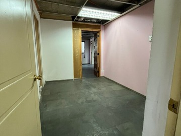 Oficina en venta en Catedral con Teatinos, Santiago - 1 baño