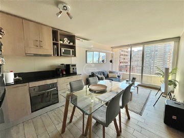 Departamento en venta en Argomedo con Portugal, Santiago - 2 dormitorios, 2 baños