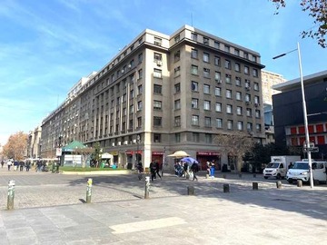 Departamento en venta en Dpto en barrio muy Seguro Paseo Bulnes (106983), Santiago - 3 dormitorios, 2 baños
