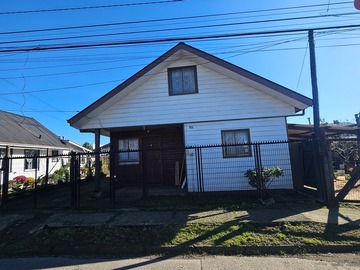 Casa en venta en Nemesio Márquez 1059, Villarrica - 6 dormitorios, 3 baños