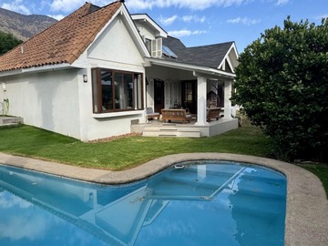 Casa en venta en Lomas de lo aguirre, Pudahuel - 4 dormitorios, 2 baños