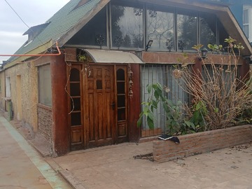Casa en venta en Maipo 363, La Granja, Santiago Metropolitan Region 8780000, Chile, La Granja - 2 dormitorios, 1 baño