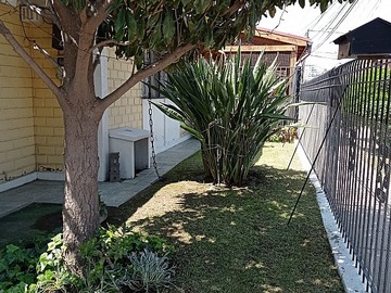 Casa en venta en Piscis / metro las rejas, Lo Prado - 4 dormitorios, 2 baños