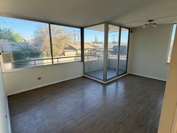 Departamento en venta en Fernandez Albano esquina Iquique, La Cisterna - 3 dormitorios, 2 baños