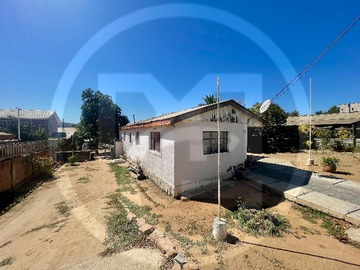 Casa en venta en Casa con 3D,1B,1B en Villa alemana (141321), Villa Alemana - 3 dormitorios, 1 baño