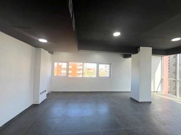 Oficina en arriendo mensual en Oficicina de 55 m2 a pasos de Av Alemania (158527), Temuco - 1 dormitorio, 2 baños