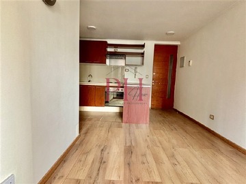 Departamento en venta en Tarapaca y Nataniel Cox, Santiago - 2 dormitorios, 1 baño