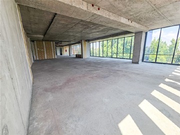 Oficina en venta en av.la dehesa 1700, Lo Barnechea - 2 baños