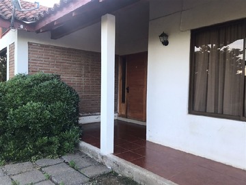 Casa en venta en Av. principa Anibal León Busto, Linares - 3 dormitorios, 2 baños
