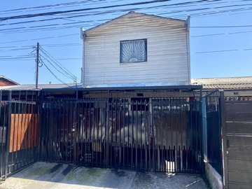 Casa en venta en Cercano metro san jose de la estrella, La Florida - 3 dormitorios, 1 baño