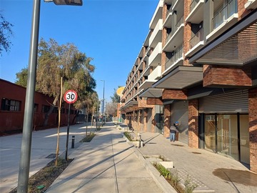 Oficina en arriendo mensual en Ines Matte Urrejola, Providencia - 1 dormitorio, 1 baño
