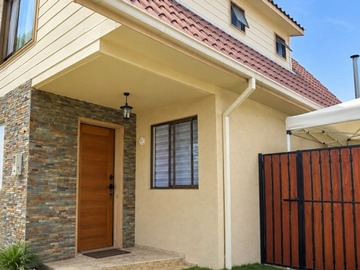 Casa en venta en Jardines de peñablanca, Villa Alemana - 3 dormitorios, 3 baños