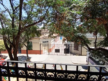 Casa en arriendo mensual en Arriendo casa emresa metro toesca (139626), Santiago - 5 dormitorios, 2 baños