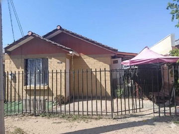 Casa en venta en Vende Casa en Las Araucarias II en Quillota (139103), Quillota - 3 dormitorios, 1 baño