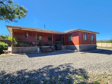 Parcela en venta en Sagrada Familia, Curicó - 3 dormitorios, 2 baños