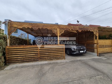 Casa en venta en estacion de los vientos, Antofagasta - 4 dormitorios, 3 baños