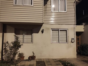 Casa en arriendo mensual en Los andes, Los Andes - 3 dormitorios, 2 baños