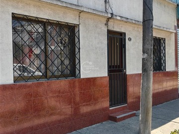 Bodega en venta en San Gerardo / Einstein, Recoleta - 6 dormitorios, 2 baños