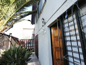 Casa en venta en Santa María de la estrella con cerro blanco, la florida, La Florida - 7 dormitorios, 1 baño