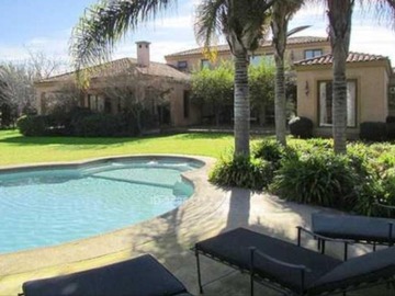 Casa en venta en Club de golf las brisas de chicureo, Colina - 4 dormitorios, 4 baños