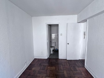 Departamento en arriendo mensual en Moneda 1479, Santiago - 2 dormitorios, 1 baño