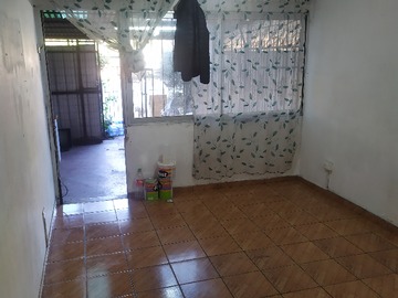 Departamento en venta en Urmeneta 1061, Recoleta - 3 dormitorios, 1 baño