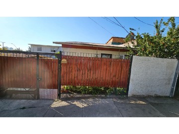 Casa en venta en Alacalufes 9160, Las Condes - 2 dormitorios, 1 baño