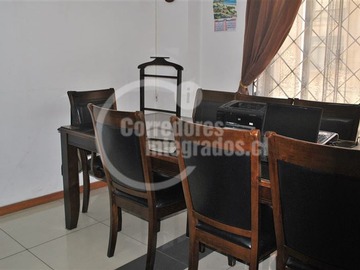 Departamento en venta en Paseo Calle Huérfanos, Santiago - 1 dormitorio, 1 baño