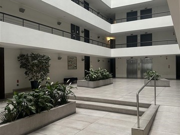 Departamento en venta en Irrarazabal en metro chile españa, Ñuñoa - 2 dormitorios, 2 baños