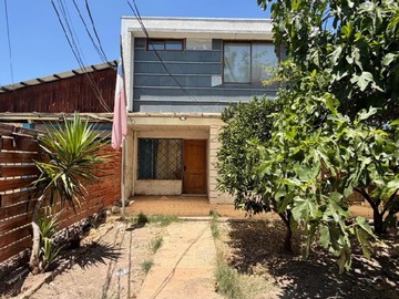 Casa en venta en Casa 3d 2b calle uno 1530 guillermo conquistador la florida, La Florida - 3 dormitorios, 2 baños