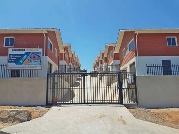 Casa en venta en Arriendo casa villa alemana 3d,3b (31325), Villa Alemana - 3 dormitorios, 3 baños