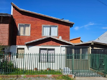 Casa en venta en Carlos Dittborn 4100, Talcahuano - 5 dormitorios, 3 baños