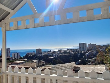Casa en arriendo mensual en Barón, Valparaíso, Región de Valparaíso, Chile, Valparaíso - 2 dormitorios, 1 baño