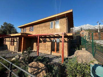 Casa en venta en Ultima Casa 140 m2 3D o 4D 3B en condominio (79445), Peñalolén - 4 dormitorios, 3 baños
