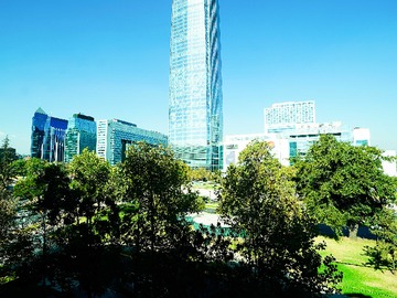 Oficina en arriendo mensual en Amplia oficina a pasos de Costanera Center. (171195), Providencia - 3 dormitorios, 2 baños