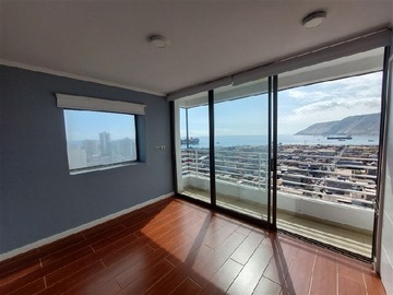 Departamento en venta en Edificio Nuevo Centro, Iquique - 3 dormitorios, 2 baños
