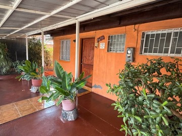 Casa en venta en Sargento menadier / nocedal / marcos perez, Puente Alto - 2 dormitorios, 1 baño