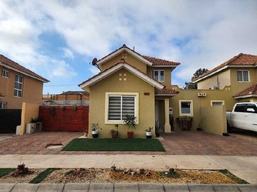 Casa en venta en En venta 3D y 2.5B Condominio Serena Oriente (102881), La Serena - 3 dormitorios, 3 baños