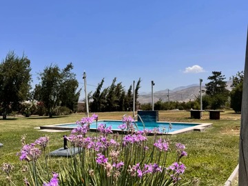 Parcela en venta en Club de Golf Los Queltehues, Lampa - 4 dormitorios, 3 baños