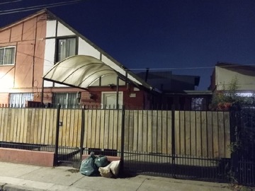 Casa en venta en Casa en maipu, Maipú - 3 dormitorios, 1 baño