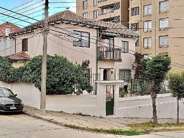 Casa en venta en Viña del Mar, Agua Santa, Viña del Mar - 6 dormitorios, 4 baños
