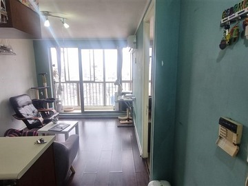 Departamento en venta en Calle Carmen entre esquinas Marcoleta y Curicó, Santiago - 1 dormitorio, 1 baño